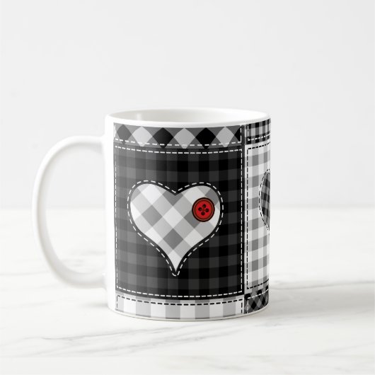 Zwart wit patchwork harten naadloos. koffiemok (Links)