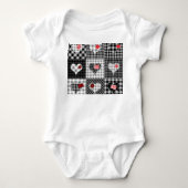 Zwart wit patchwork harten naadloos. romper (Voorkant)