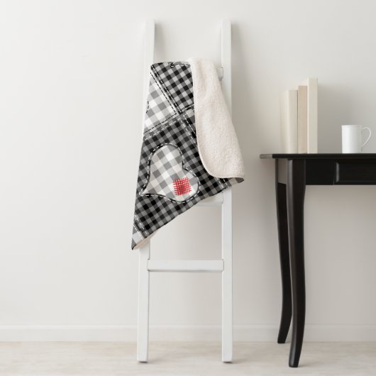 Zwart wit patchwork harten naadloos. sherpa deken (In situ)