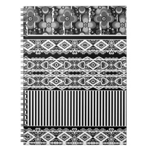Zwart-wit patroon met kant en patchwork notitieboek