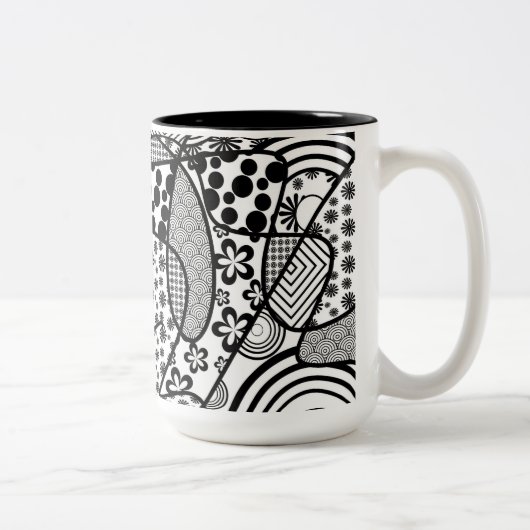 Zwart & Wit Patroon Patchwork 02 Tweekleurige Koffiemok (Rechts)