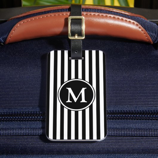 Zwart wit patroon Striped Monogram Patroon Bagagelabel (Voorkant Insitu 2)