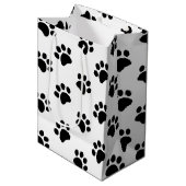Zwart wit paw print patroon medium cadeauzakje (Voorkant Gekanteld)