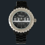zwart-wit pianotoetsen horloge voor vrouwen<br><div class="desc">zwart-wit pianotoetsen horloge voor vrouwen. Personaliseer met naam,  monogram,  grappig citaat of slogan. Aangepaste achtergrondkleur. Unieke verjaardagscadeau ideeën voor pianist,  pianist,  klassiek muziekleraar,  muzikant,  instructeur,  producent,  kunstenaar,  vrouw,  moeder etc. Klassiek dameshorloge met moderne riem.</div>