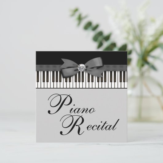 Zwart-wit pianotoetsen Overweging Uitnodiging (Staand voorkant)