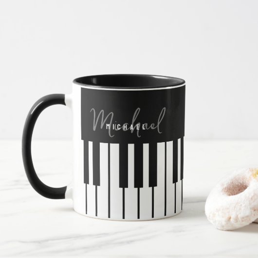 Zwart-wit pianotoetsenbord Monogram Mok (Met donut)
