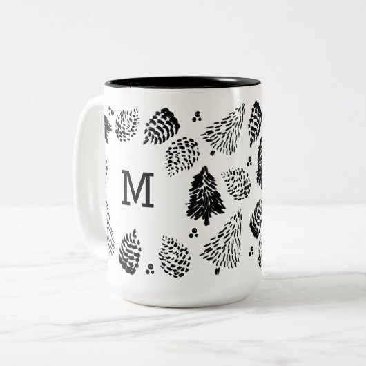 Zwart-wit Pinecones & Pine Tree Monogram Tweekleurige Koffiemok (Voorkant links)