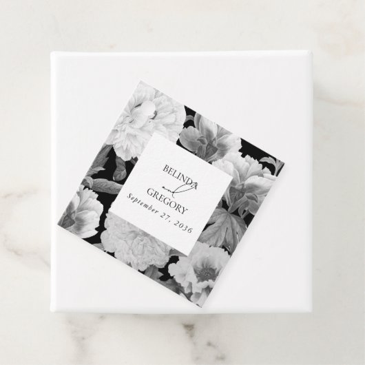 Zwart & Wit Pioenrozen Waterverf Bloemenbruiloft Bedankjes Labels (In situ)
