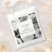 Zwart & Wit Pioenrozen Waterverf Bloemenbruiloft Bedankzakje (Geknipt)