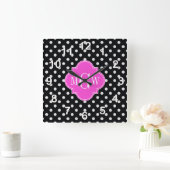 Zwart wit poka Dot Hot Pink Quatrefoil 3 Monogram Vierkante Klok (Huis)