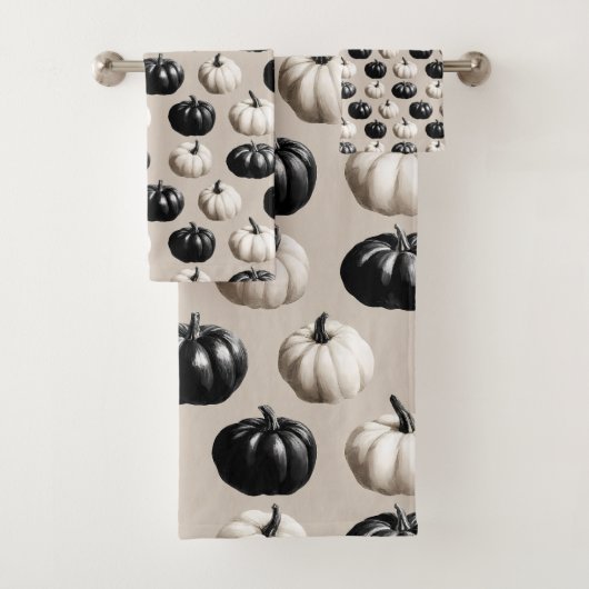 Zwart-wit pompoen Herfst ontwerp Bad Handdoek (Insitu)