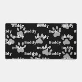 Zwart Wit Poot Prints Gepersonaliseerde Hondennaam Bureaumat (Voorkant)