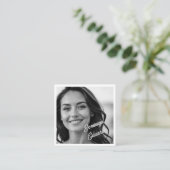 Zwart Wit Professionele Foto Sociale Media Vierkante Visitekaartje (Staand voorkant)