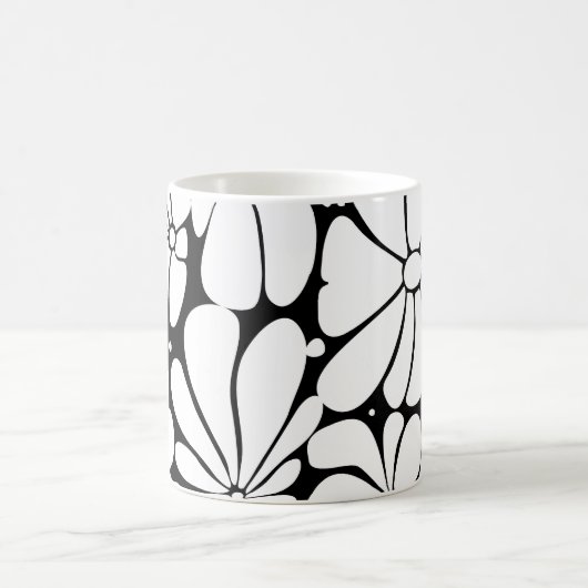 Zwart-wit Retro 70s Bloem Grafisch Ontwerp Koffiemok (Center)
