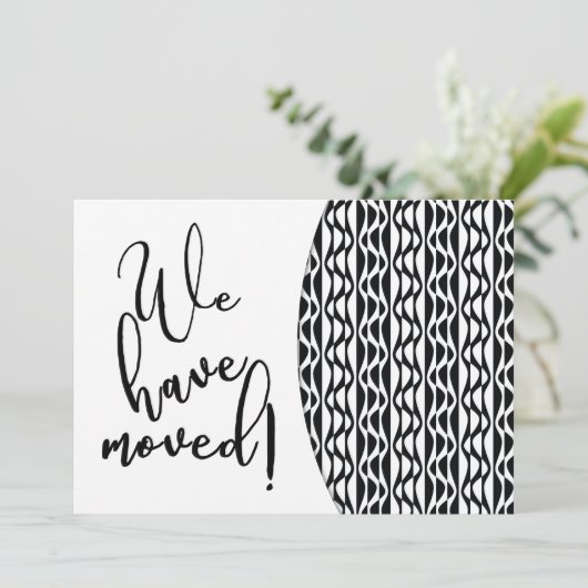 Zwart-wit Retro Wave Pattern "We hebben ons verpla Aankondiging (Staand voorkant)