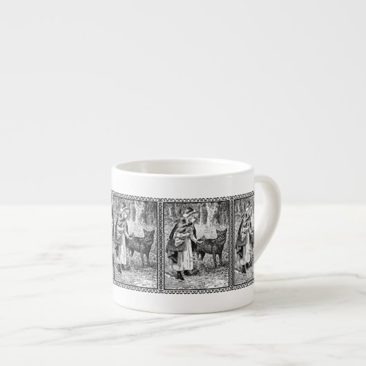 Zwart Wit Rijden Hood Met Wolf Bos Ingelijste Espresso Kop (Voorkant rechts)