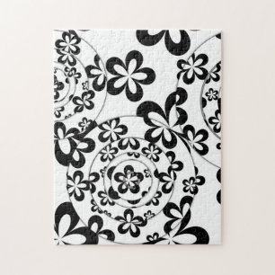 Zwart-wit ringen en bloemen legpuzzel