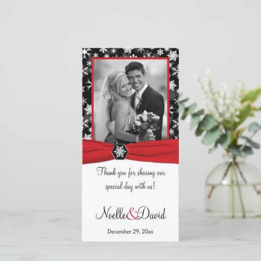 Zwart, Wit, Rode Sneeuwvlokken Huwelijksfotokaart Bedankkaart (Staand voorkant)
