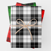 Zwart-wit, rood en groen geruite patroon inpakpapier vel (In situ)