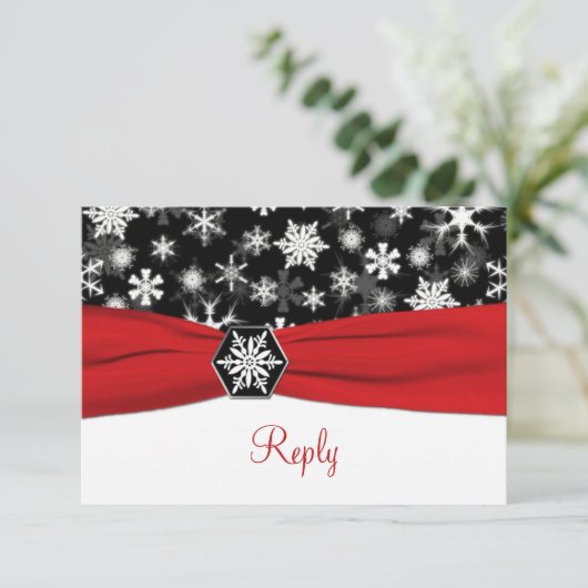 Zwart, Wit, Rood Sneeuwvlokken Huwelijksantwoord K RSVP Kaartje (Staand voorkant)