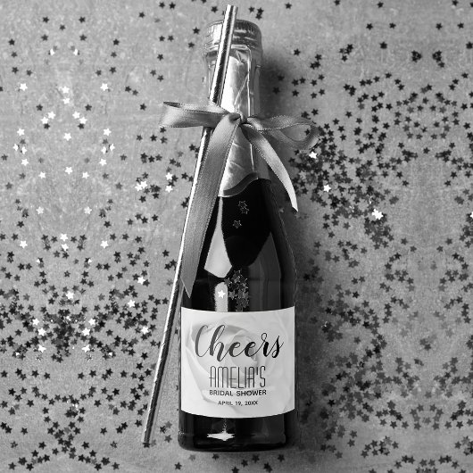 Zwart-wit Rose Vrijgezellenfeest Mini Sparkling Wijnetiket