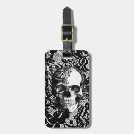 Zwart-wit rozen schedel op kanten achtergrond. bagagelabel