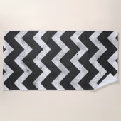 Zwart-wit Rustieke Chevron patroon Strandlaken (Voorkant)