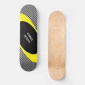 Zwart-wit schaakpatroon en golvende lijnen persoonlijk skateboard (Voorkant)