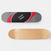 Zwart-wit schaakpatroon en golvende lijnen persoonlijk skateboard (Horizontaal)