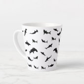 Zwart-wit Schaduw vis haai walvis patroon Latte Mok (Linkerhoek)