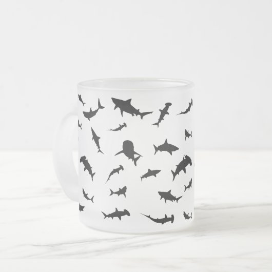 Zwart-wit Schaduw vis haai walvis patroon Matglas Koffiemok (Voorkant links)