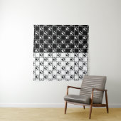 Zwart Wit Schattige Windowpane Paw Plaid Wandkleed (In Situ (horizontaal))