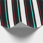 Zwart-wit schuine Regimental Stripe Lines Cadeaupapier (Hoek)