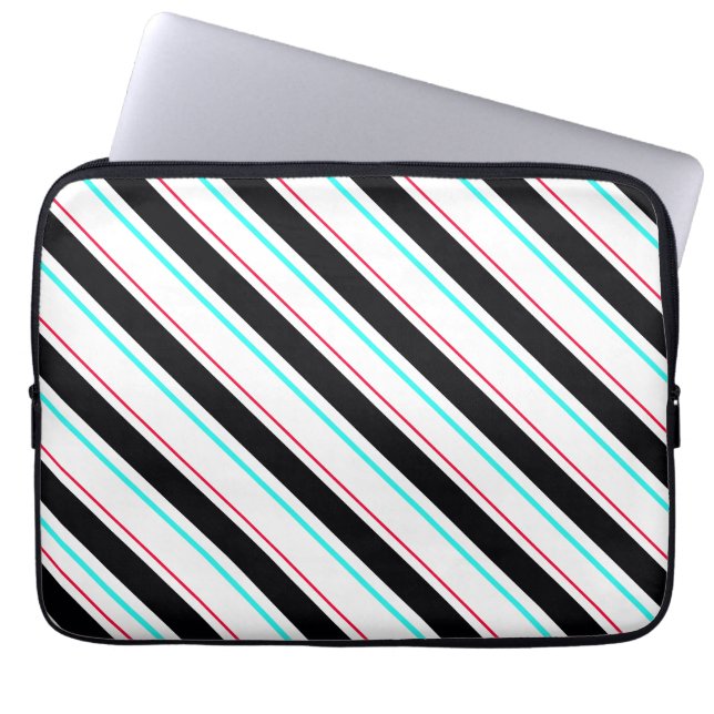 Zwart-wit schuine Regimental Stripe Lines Laptop Sleeve (Voorkant)