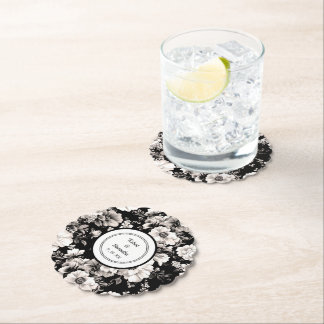 Zwart-wit sierlijke rozen trouwkaarsen kartonnen onderzetters