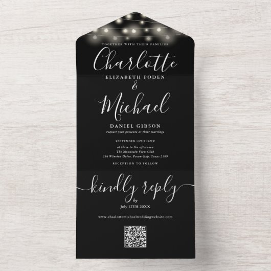 Zwart-Wit Slingerlichten QR-code Trouwfeest All In One Uitnodiging (Binnen)