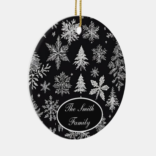 Zwart-wit Sneeuwvlok *Personaliseer* Keramisch Ornament (Rechts)