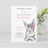 Zwart-wit Sommige Bunny draait op een dag Kaart (Staand voorkant)