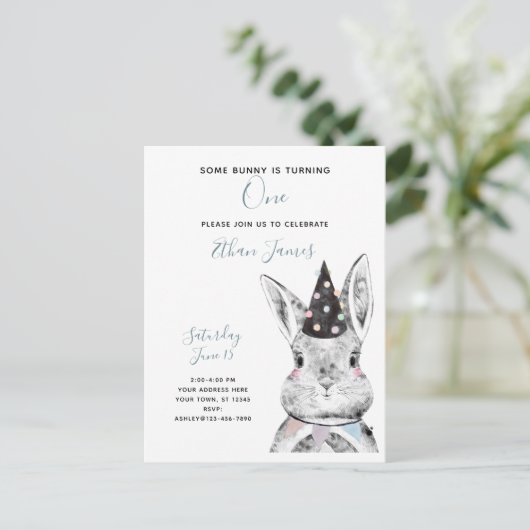 Zwart-wit Sommige Bunny draait op een dag Uitnodiging Briefkaart (Staand voorkant)