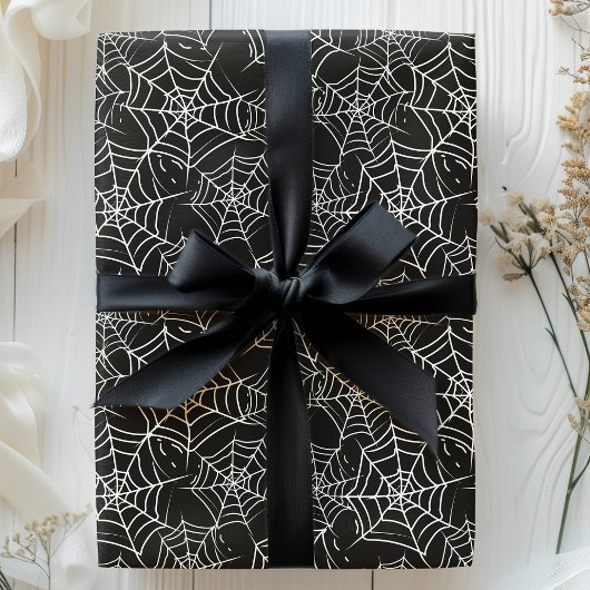 Zwart-wit Spider Web Halloween Cadeaupapier