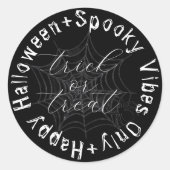 Zwart-wit Spider Web Modern Happy Halloween Ronde Sticker (Voorkant)