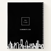Zwart wit stadsprofiel modern bedrijfslogo notitieboek (Achterkant)