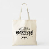 Zwart-Wit Stedelijke Typografie Tote Bag (Achterkant)