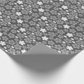 Zwart-wit ster & sneeuwvlokken Winterpatroon Cadeaupapier (Hoek)