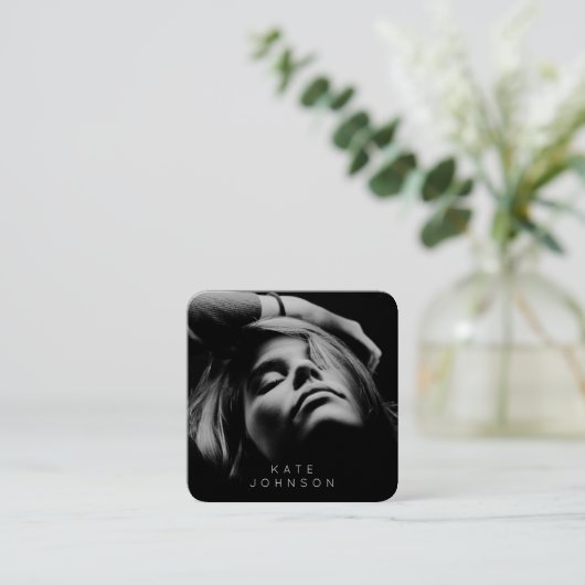 Zwart-wit, stijlvol, volledige foto QR-code Vierkante Visitekaartje (Staand voorkant)