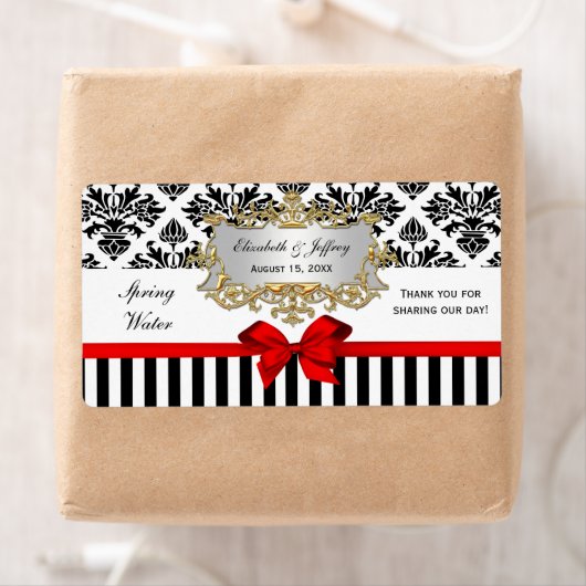 Zwart Wit Streep Damast Rood Water Label (Insitu)