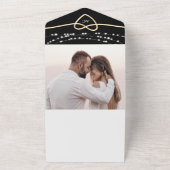 Zwart-wit String Lights Bruiloft QR Code All In One Uitnodiging (Buitenkant)