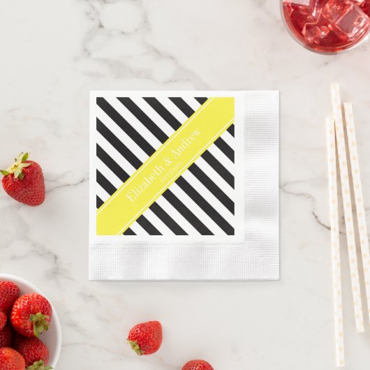 Zwart wit Stripe Gele Naam Monogram Servetten (Insitu)