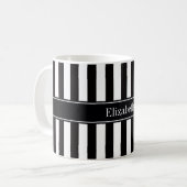 Zwart wit Stripe Zwarte Naam Monogram Koffiemok (Voorkant links)