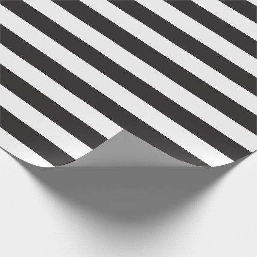 Zwart wit strippes omslagpapier cadeaupapier (Hoek)
